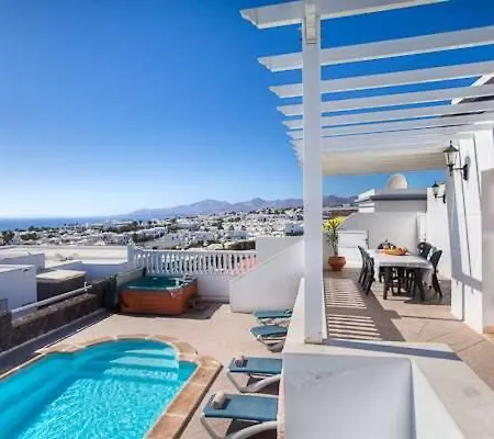 Apartmán Puerto Del Carmen Sleeps 7 Pool Wifi