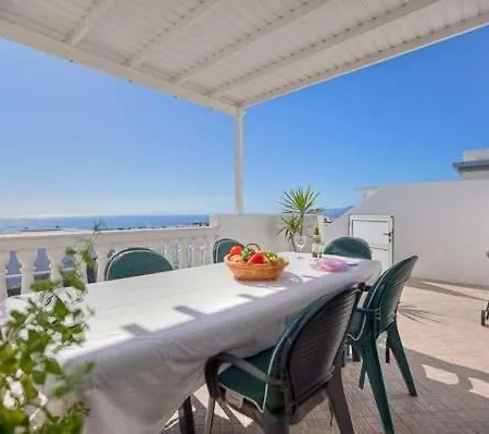 Apartamento Puerto Del Carmen Sleeps 7 Pool Wifi Puerto del Carmen (Lanzarote)