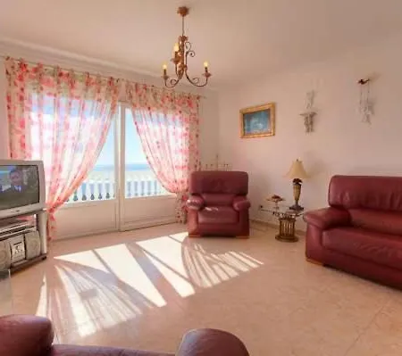 Puerto Del Carmen Sleeps 7 Pool Wifi *